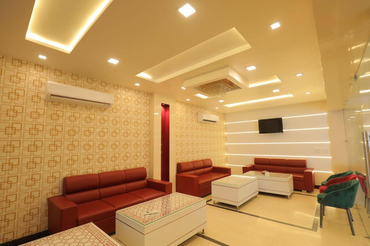 Hotel Sahib'S Red Carpet - Family & Corporate Hotel Chain Agra  Esterno foto