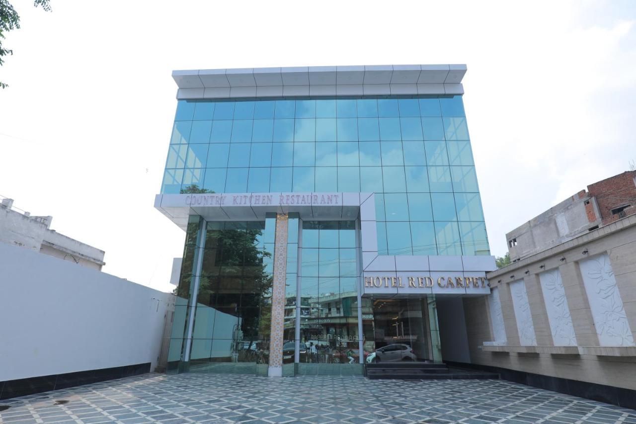 Hotel Sahib'S Red Carpet - Family & Corporate Hotel Chain Agra  Esterno foto